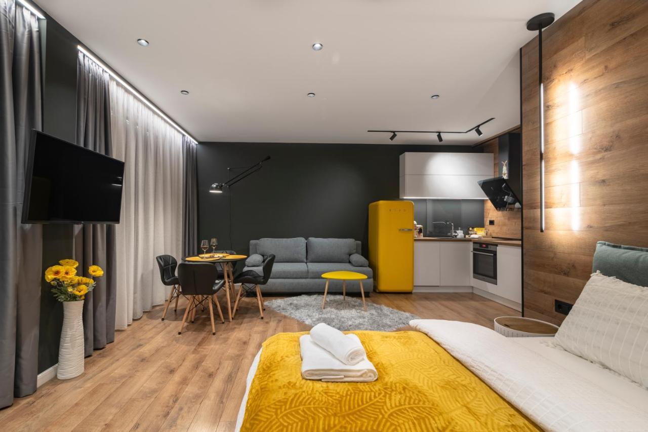 Enjoy Studio Varna Extérieur photo