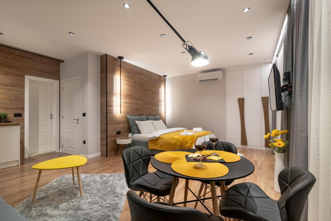 Enjoy Studio Varna Extérieur photo